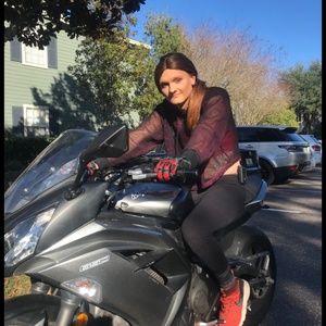 Meet your Posher, Pat